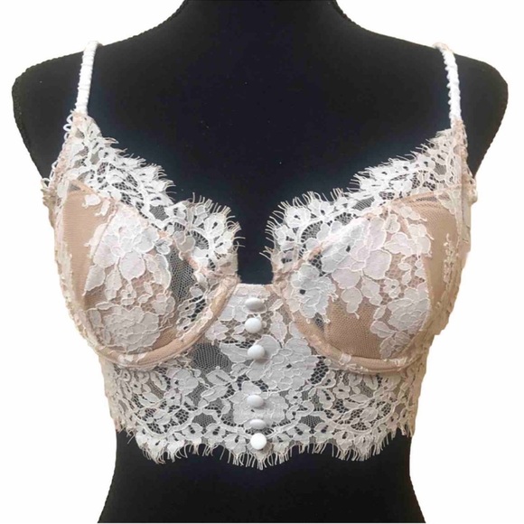 Pretty Bralette - Picture 2 of 9